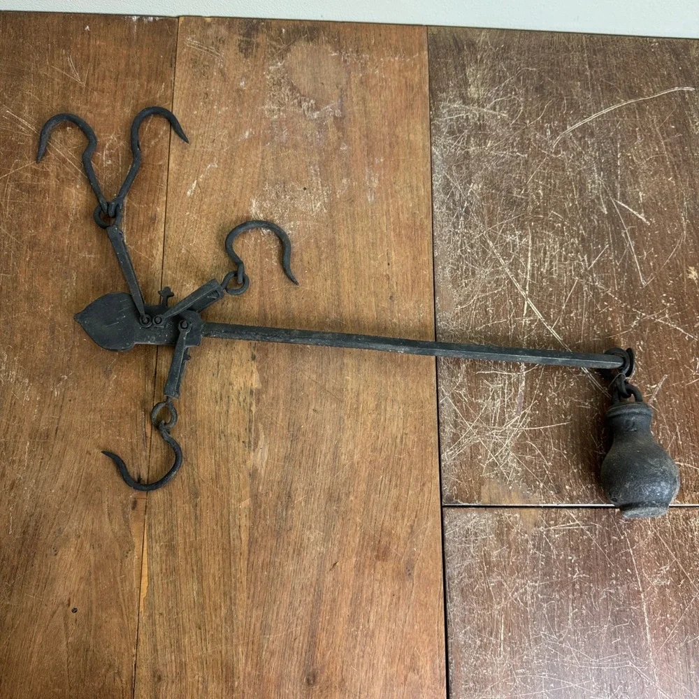 Vintage Antique Black Cast Iron Hanging Scale with Weight‎ Farmhouse Decor